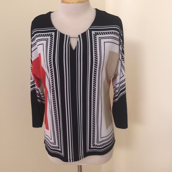 Chico's Tops - New! Chicos SZ 0 Cayenne 3/4 sleeve keyhole top.